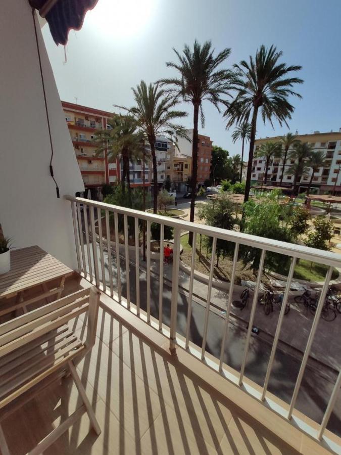 Piso 3 dormitorios renovado centro urbano Dénia Extérieur photo